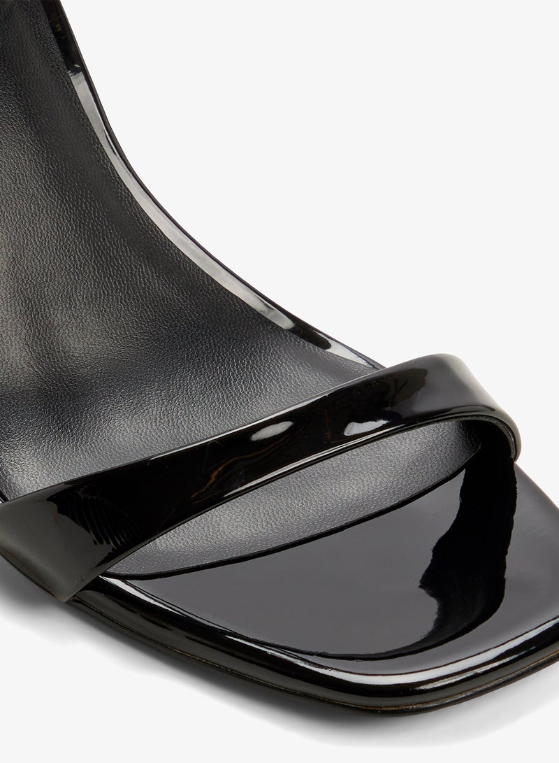 كول ات سبرنج صنادل بكعب وحزام للكاحل من ميوز - Image 5